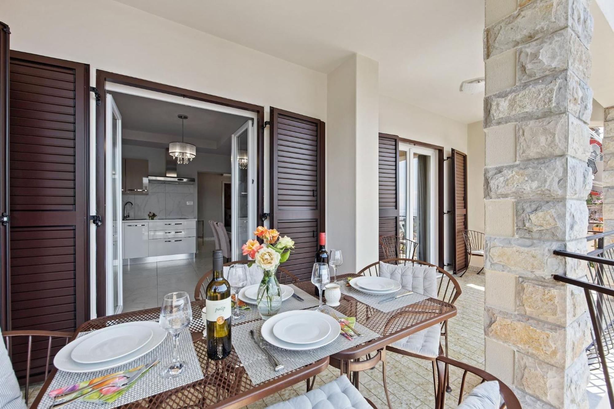 Apartments Lady M Rabac Luaran gambar